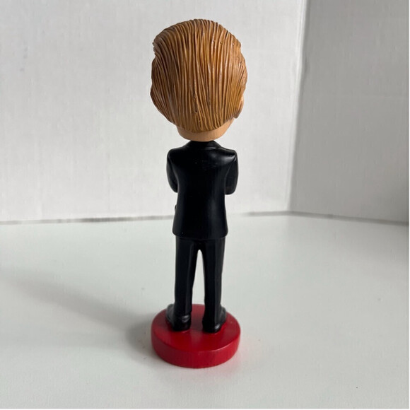 NIB - Donald Trump Bobblehead, 45th President of the United States. - Picture 5 of 15